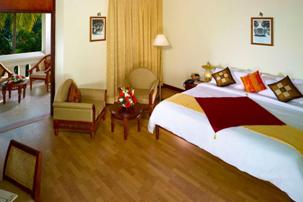 The Mascot Hotel - A Heritage Living Experience Thiruvananthapuram Exterior photo