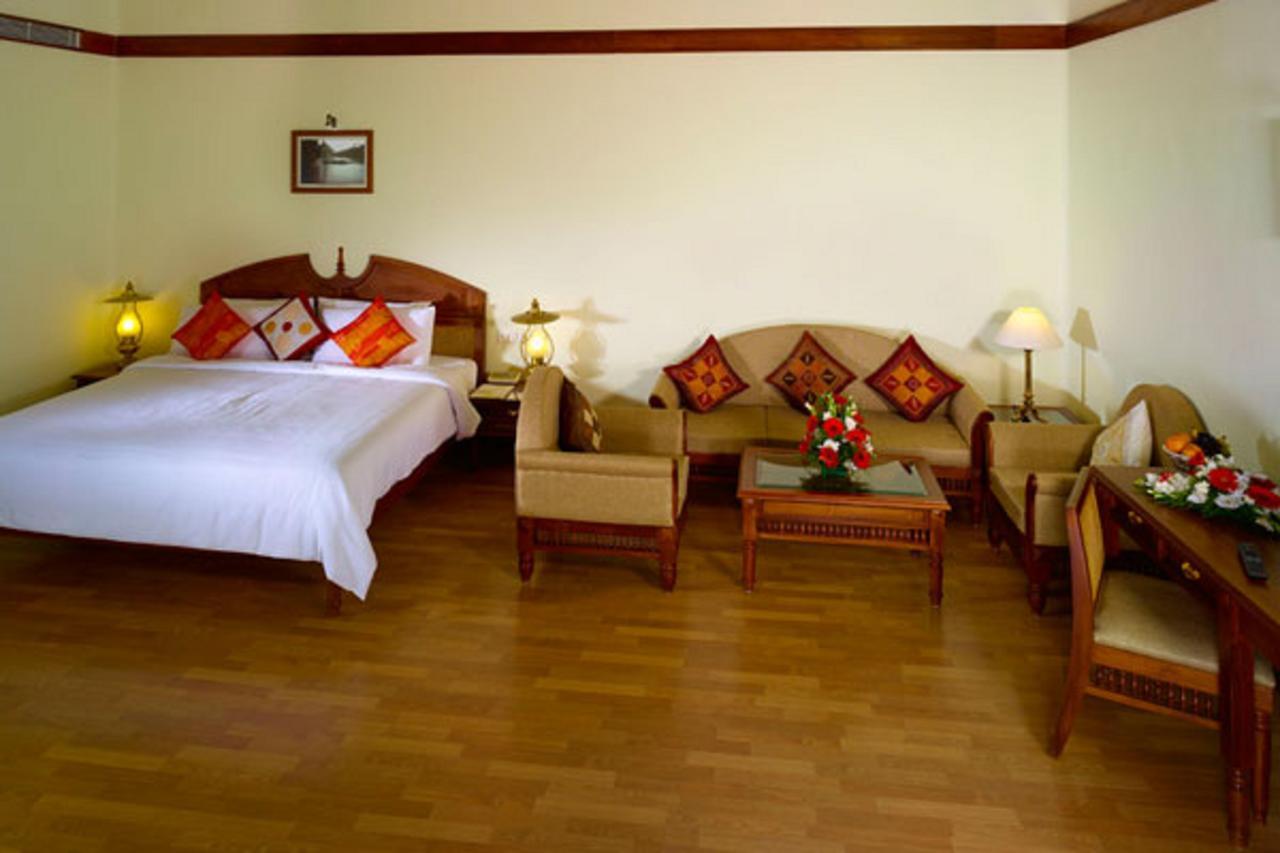 The Mascot Hotel - A Heritage Living Experience Thiruvananthapuram Exterior photo