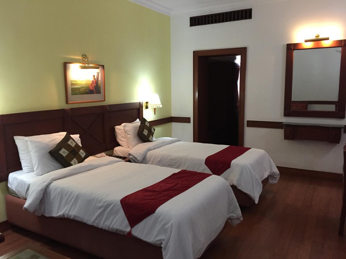 The Mascot Hotel - A Heritage Living Experience Thiruvananthapuram Exterior photo